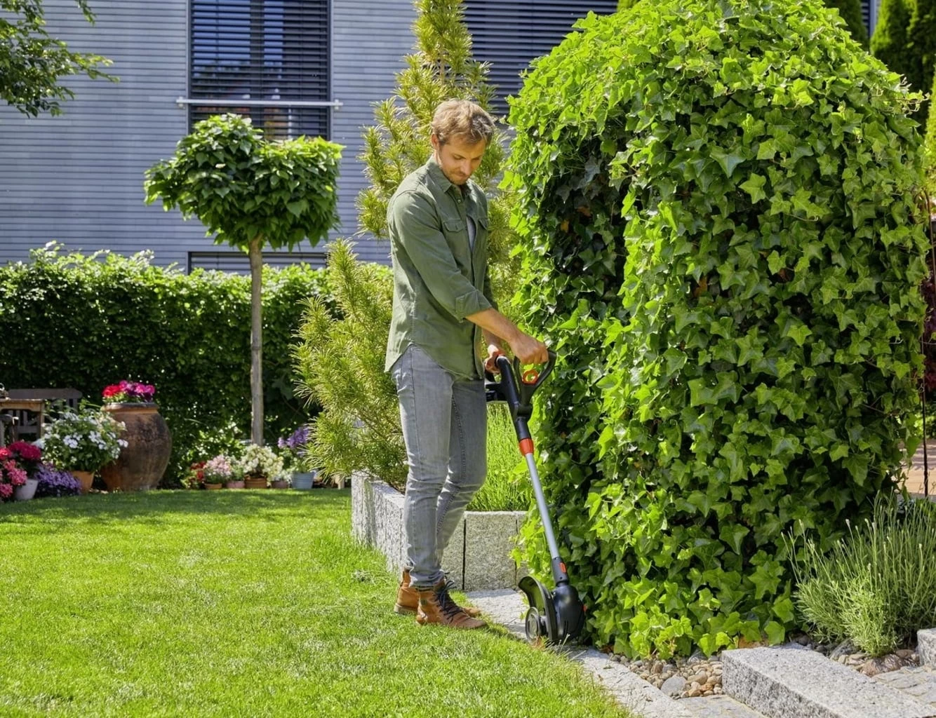 Gardena Akku-Trimmer ComfortCut 23/18V P4A Ready-To-Use Set – Bild 4